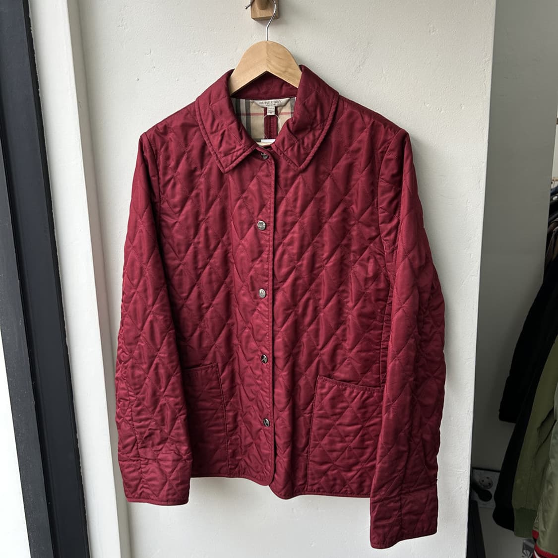 16423 - 버버리 버건디 퀄팅 자켓 상품이미지2