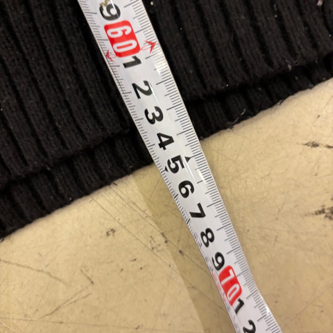 타미진스 스몰로고 반집업 니트 상품이미지4