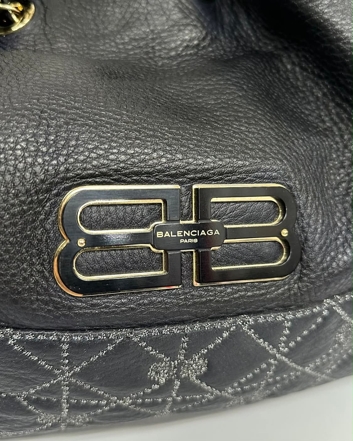 발렌시아가 빅로고 은장 버킷 체인 쇼퍼백.숄더.토트 상품이미지7