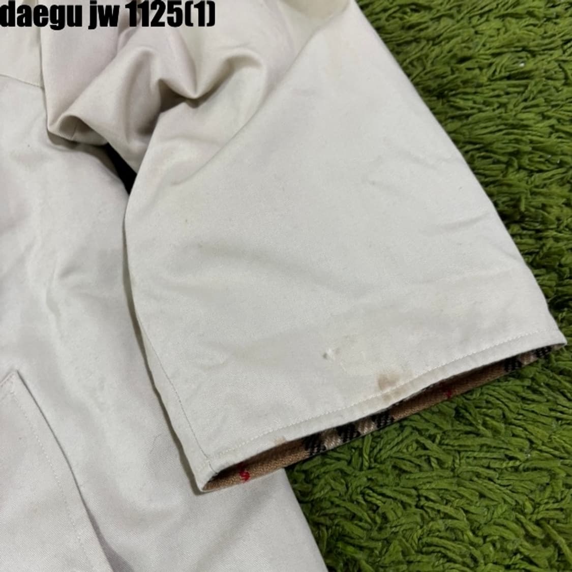 버버리 구형 자켓 상품이미지3