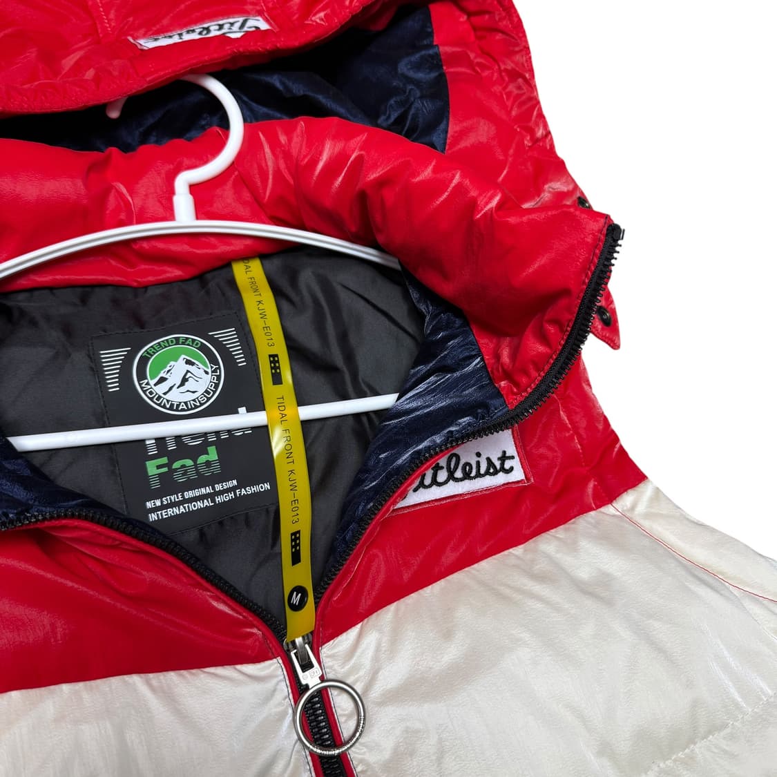 타이틀리스트 패딩 조끼 상품이미지2