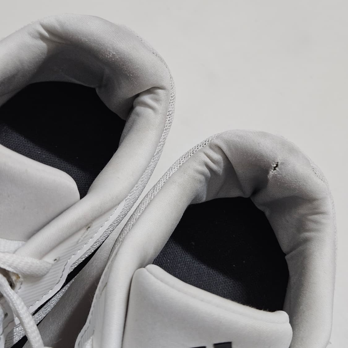 아디다스 스위치 무브 화이트 런닝화 275mm 상품이미지6