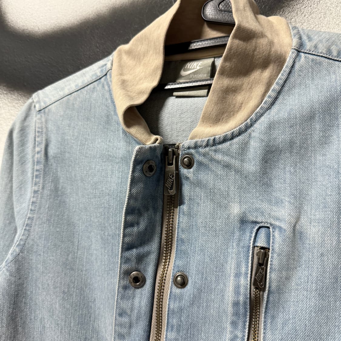 나이키 스몰 스우시 디트로이어 데님 블루종 자켓 상품이미지5