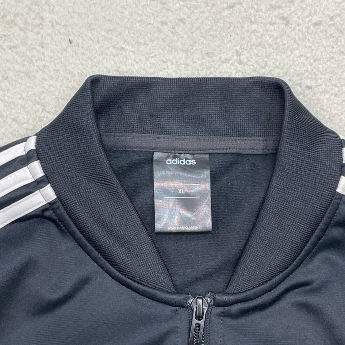 ADIDAS 검흰 트랙져지 XL 상품이미지4