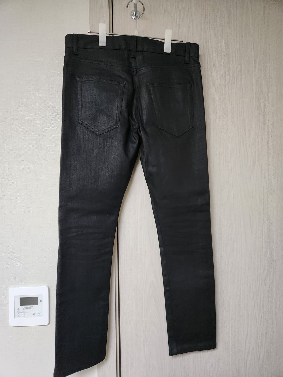 생로랑 퍼머넌트 블랙 코팅진 상품이미지3