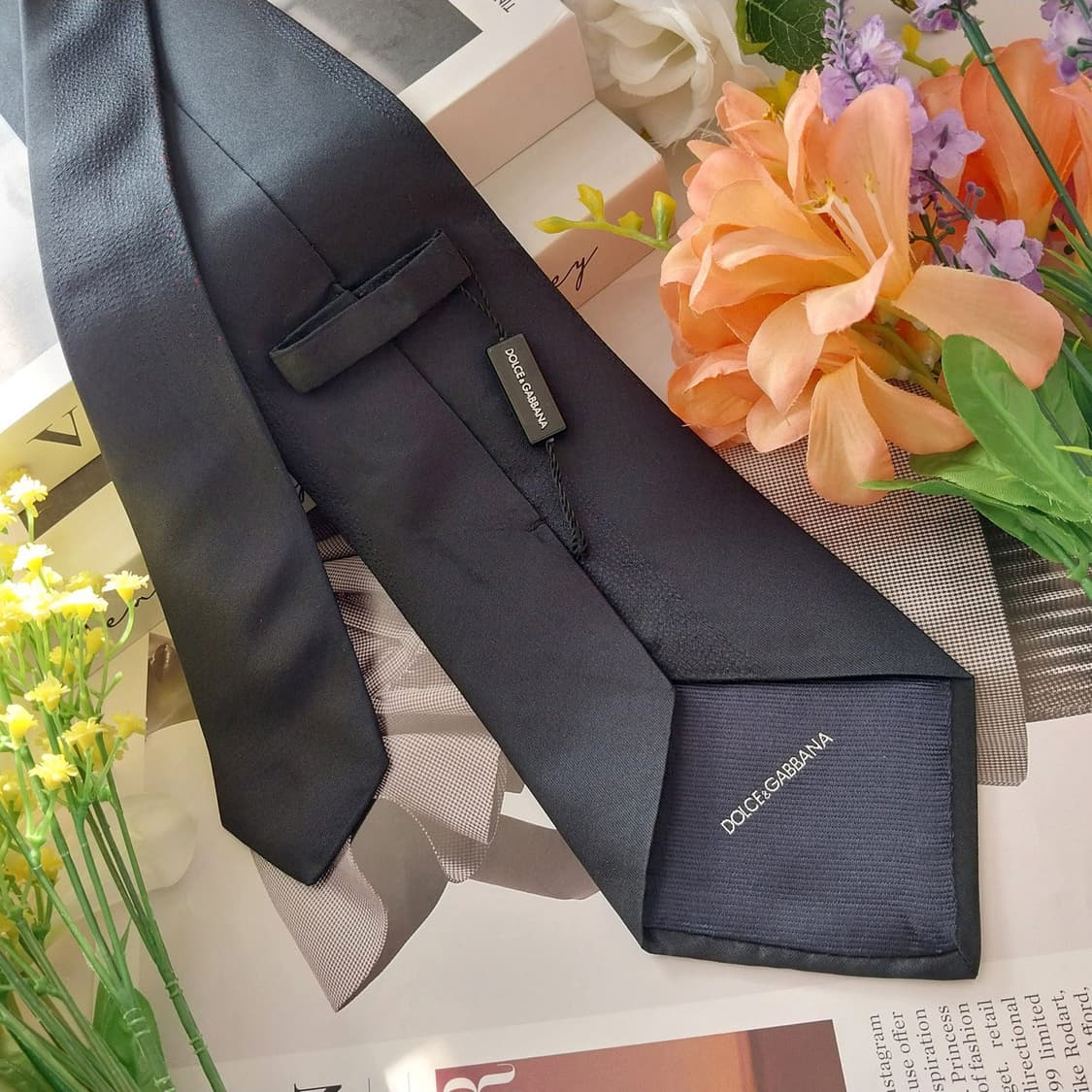 돌체앤가바나 실크 블랙&레드 포인트 넥타이 9.9cm 새상품 K1377
 상품이미지4