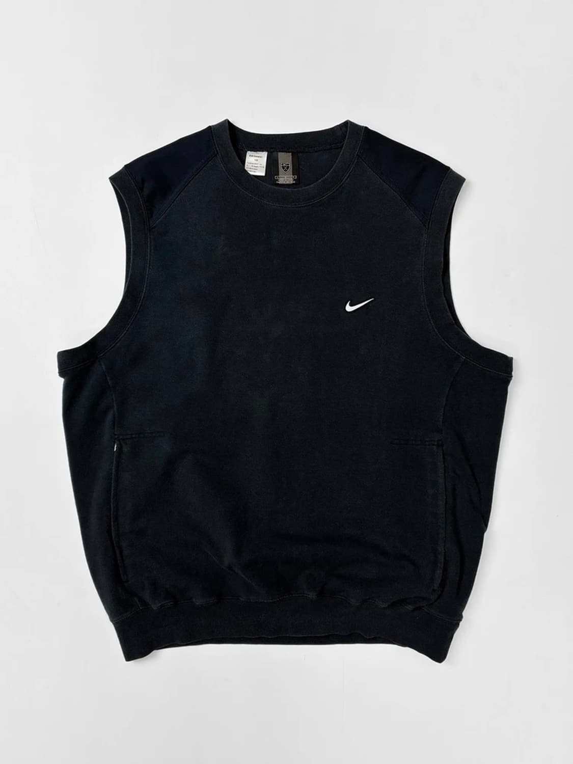 나이키 00's Y2K 스우시 스웻 베스트 PN5541    상품이미지1