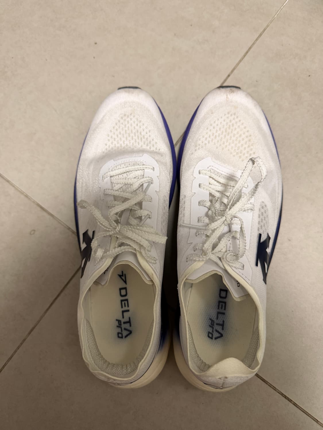 데상트 델타프로 EXP V3 러닝화 상품이미지5