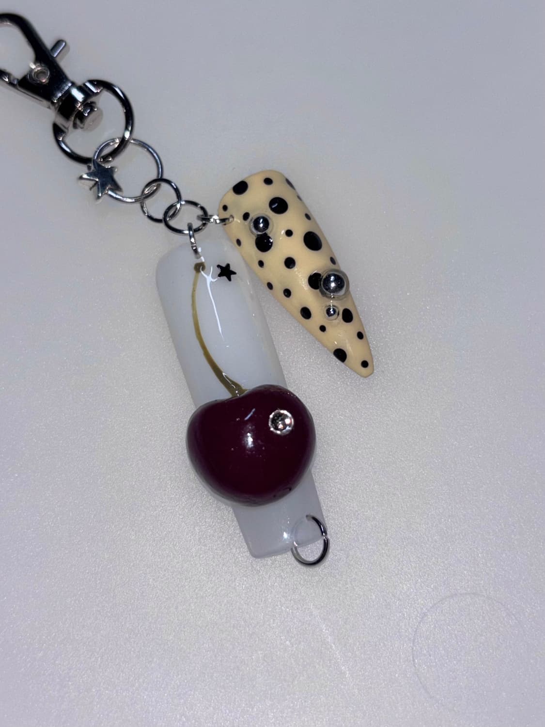 네일 팁 키링 nail tip keyring 상품이미지1