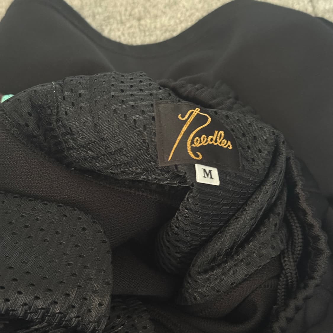 니들스 트랙팬츠hd 블랙/민트 M 상품이미지4