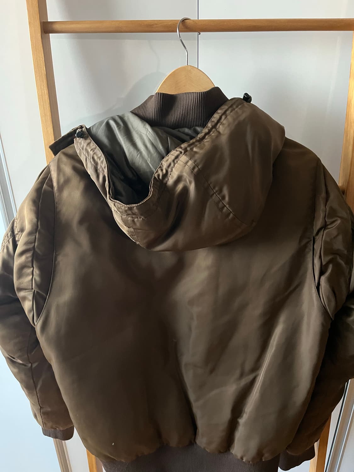 폴로 진스 90s 항공 점퍼 패딩 브라운 상품이미지3