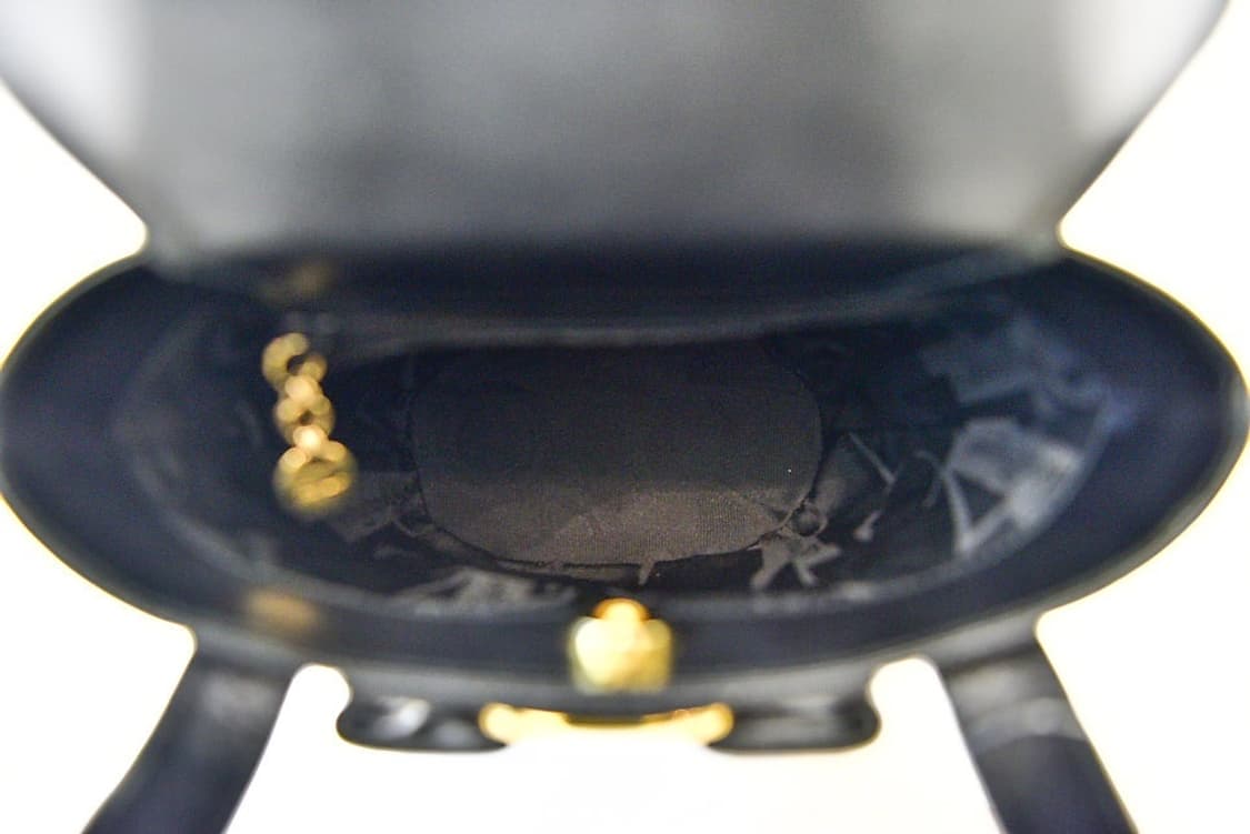 페라가모 바라 리본 버킷 토트백 (정품) 상품이미지9