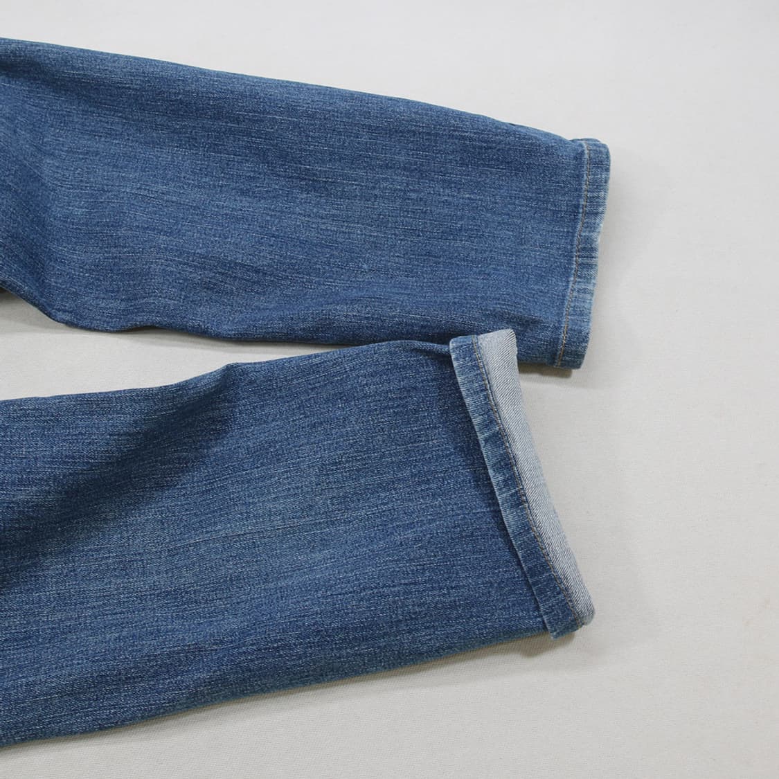 (착용컷) Wrangler 데님 팬츠 (남성용 33.5) 상품이미지8