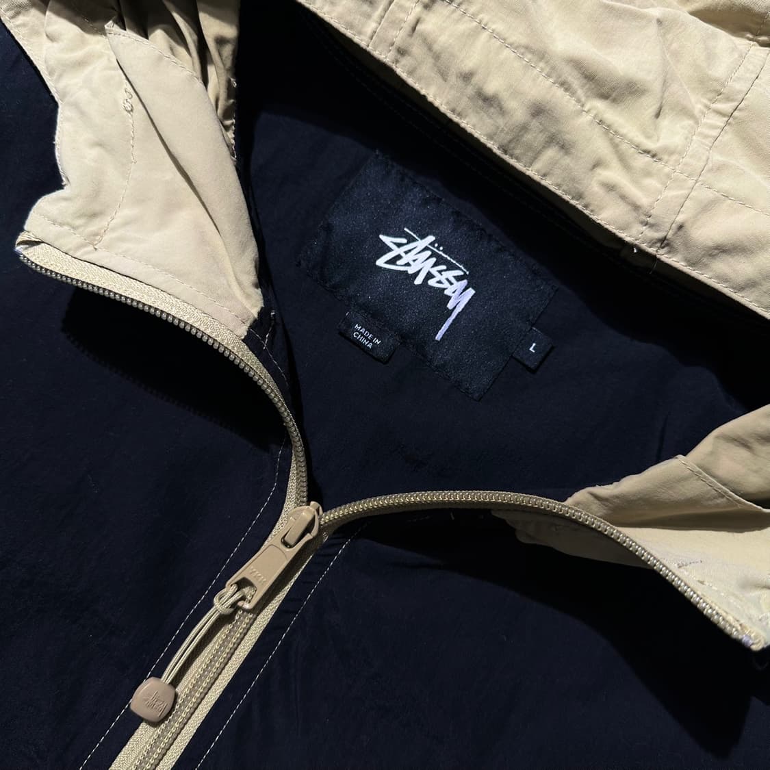 스투시 콘트라스트 스티치 풀오버 하프집업 후드 아노락 상품이미지5