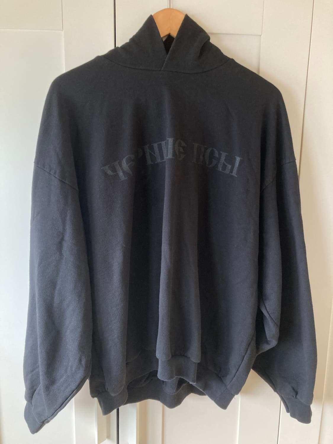 yzy 이지 고샤 블랙독 후드 블랙 2사이즈 상품이미지2