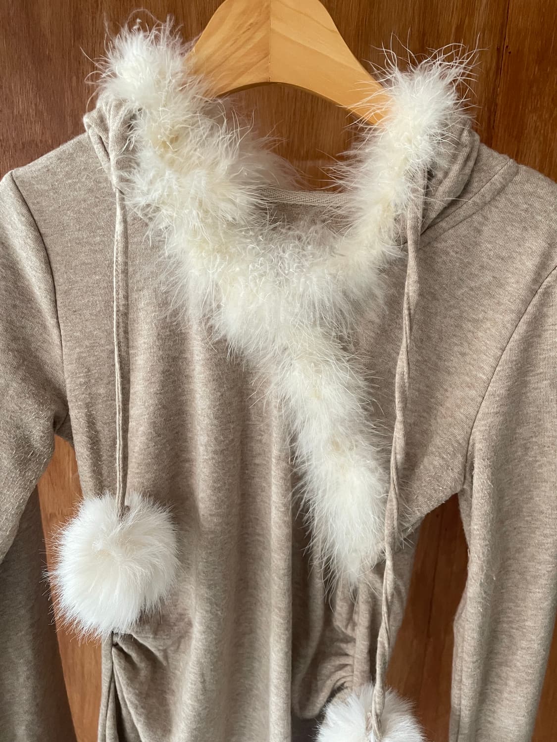 Furry trim hoodie mini dress 상품이미지5
