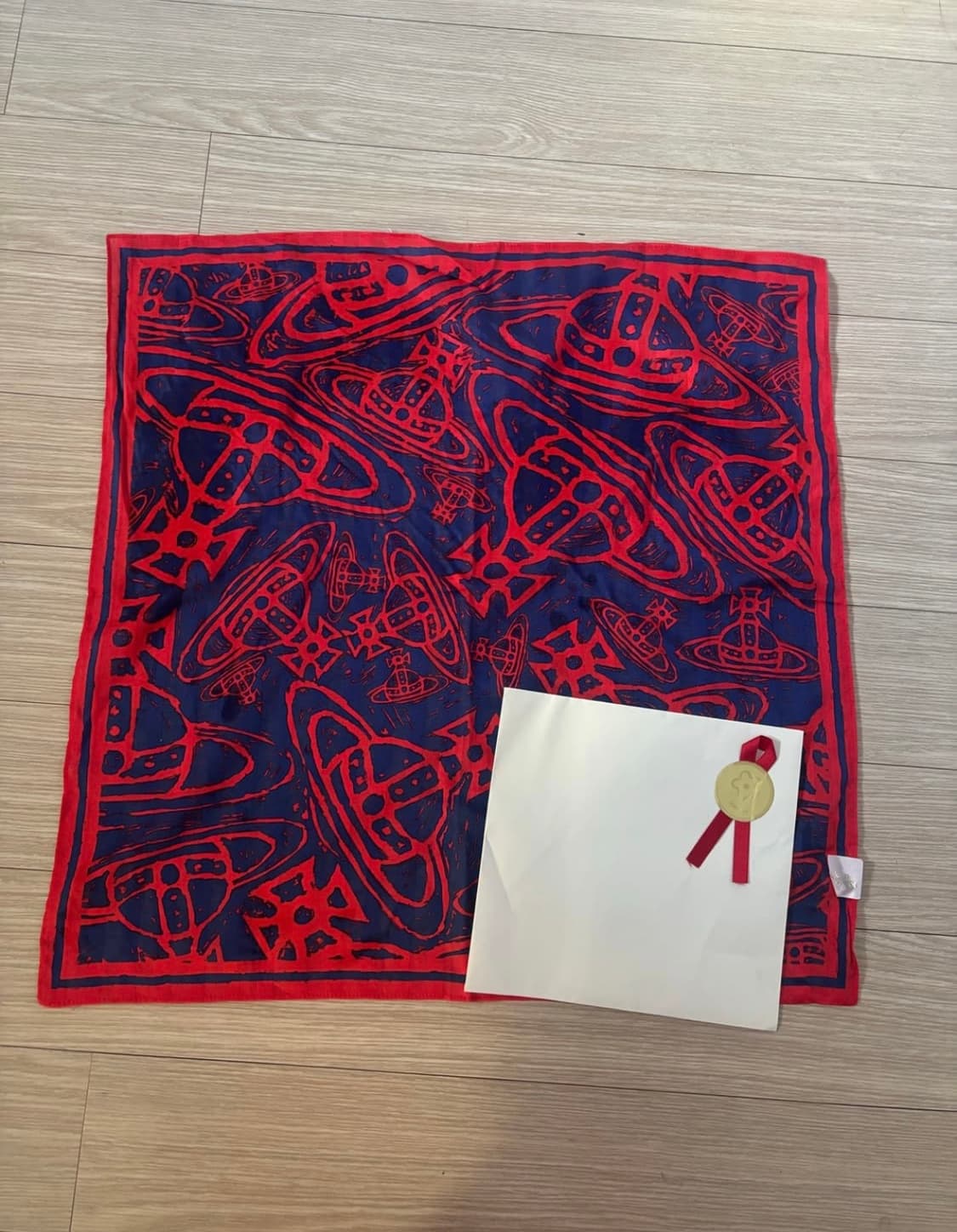 비비안웨스트우드 스카프 상품이미지1