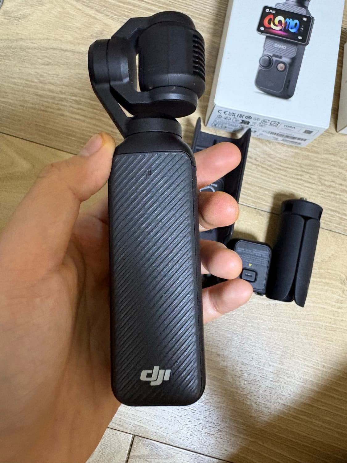 DJI 오즈모 포켓 3 풀세트  (삼각대, 강화필름, Sd 128 포함) 상품이미지2