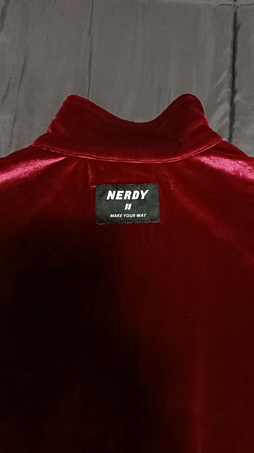 널디 오버핏벨벳저지 100 여성77 가슴61 기장65 상품이미지4