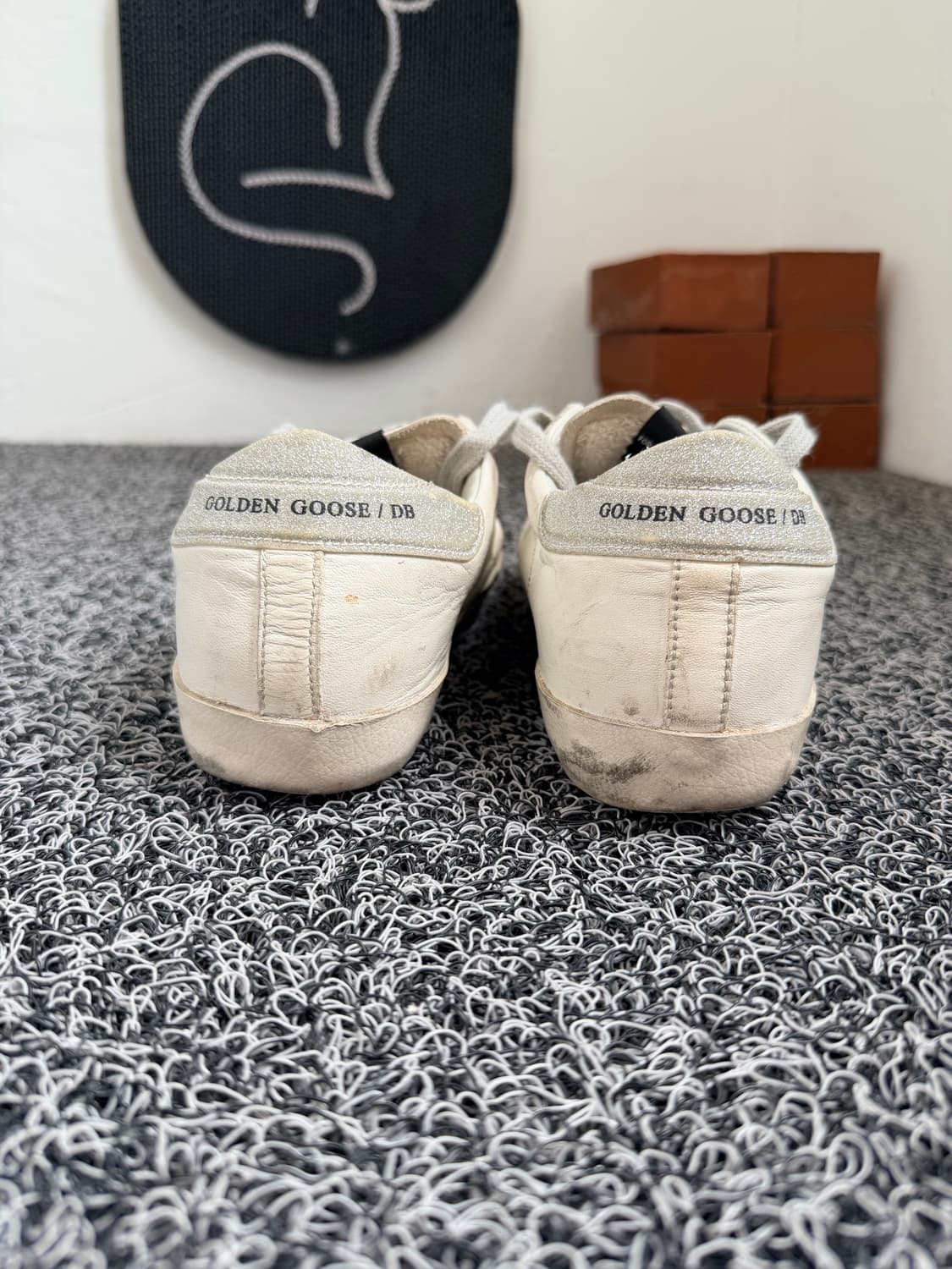 골든구스 슈퍼스타 스니커즈 (실버 글리터) 상품이미지4