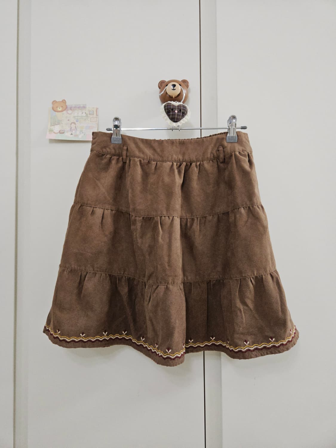 [착용샷] 빈티지 스웨이드 자수 캉캉스커트 상품이미지1