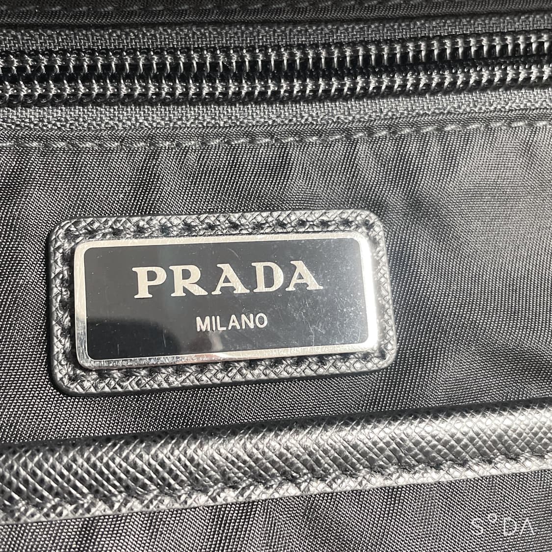 프라다 나일론 백팩 블랙 상품이미지8