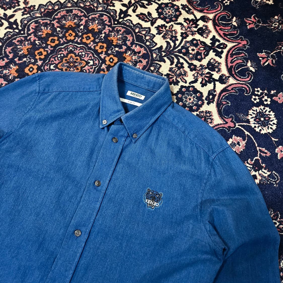 겐조(KENZO) 버진울 코튼 혼방 시그니쳐 로고 버튼다운 셔츠 상품이미지3