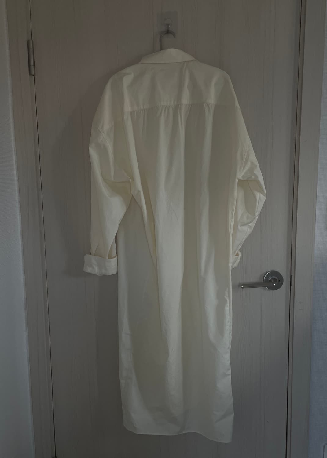 르메르 트위스트 셔츠 원피스  상품이미지4