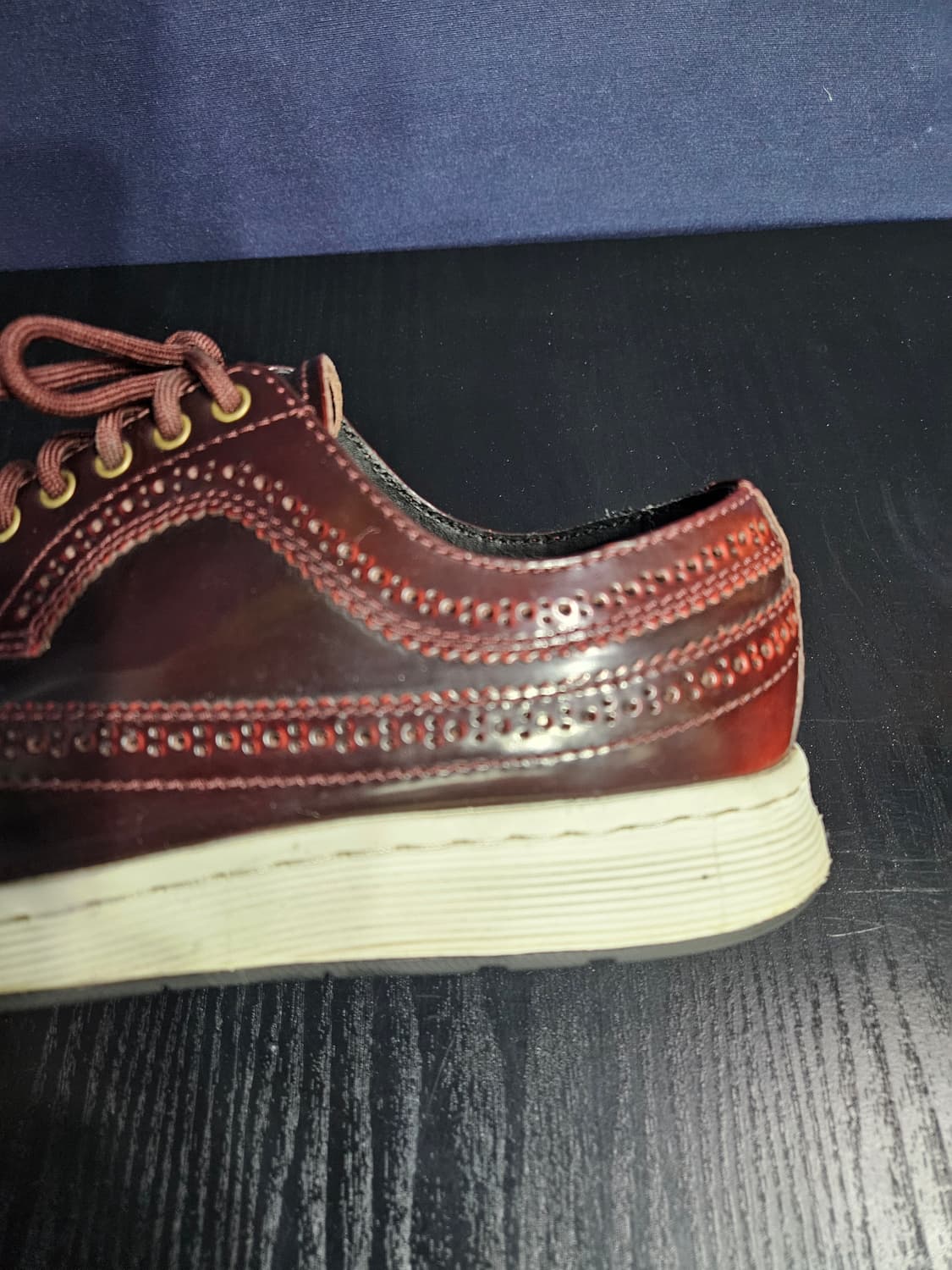 닥터마틴 윙팁 케이브 버건디 남성 265 로퍼  상품이미지7