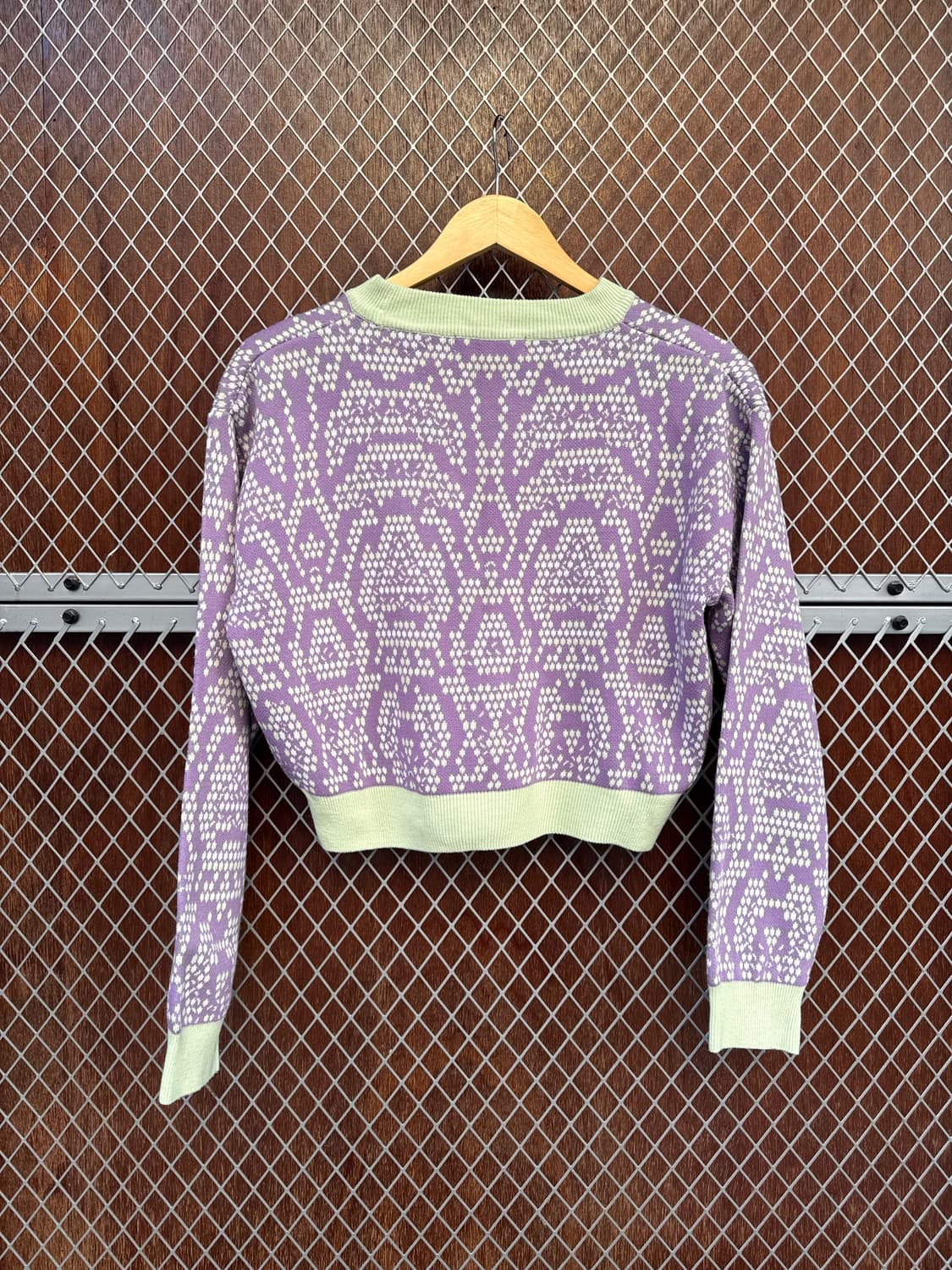 OIOI 오아이오아이 패턴 배색 크롭 가디건 니트 F 상품이미지9