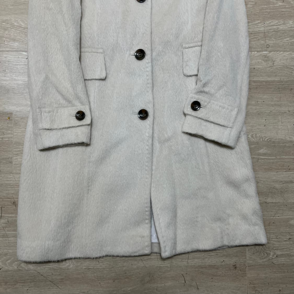 빈폴 여성 알파카 스탠드넥 싱글 앙고라 롱코트 [아이보리] S/90 상품이미지3