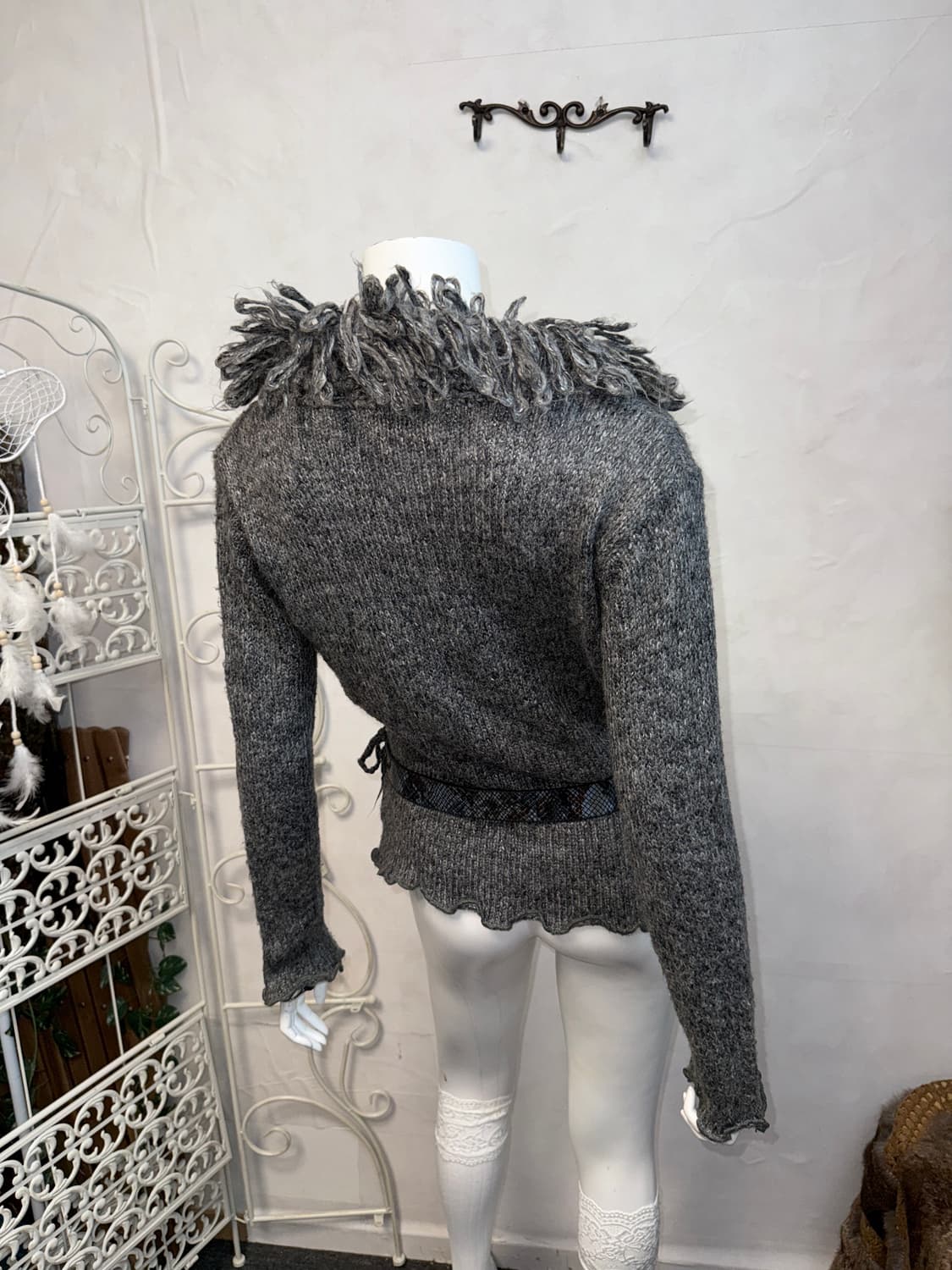 Charcoal grunge tassel collar wrap knit 상품이미지2