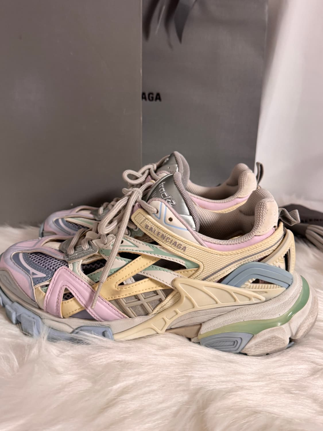 발렌시아가 트랙2 스니커즈 운동화 상품이미지2
