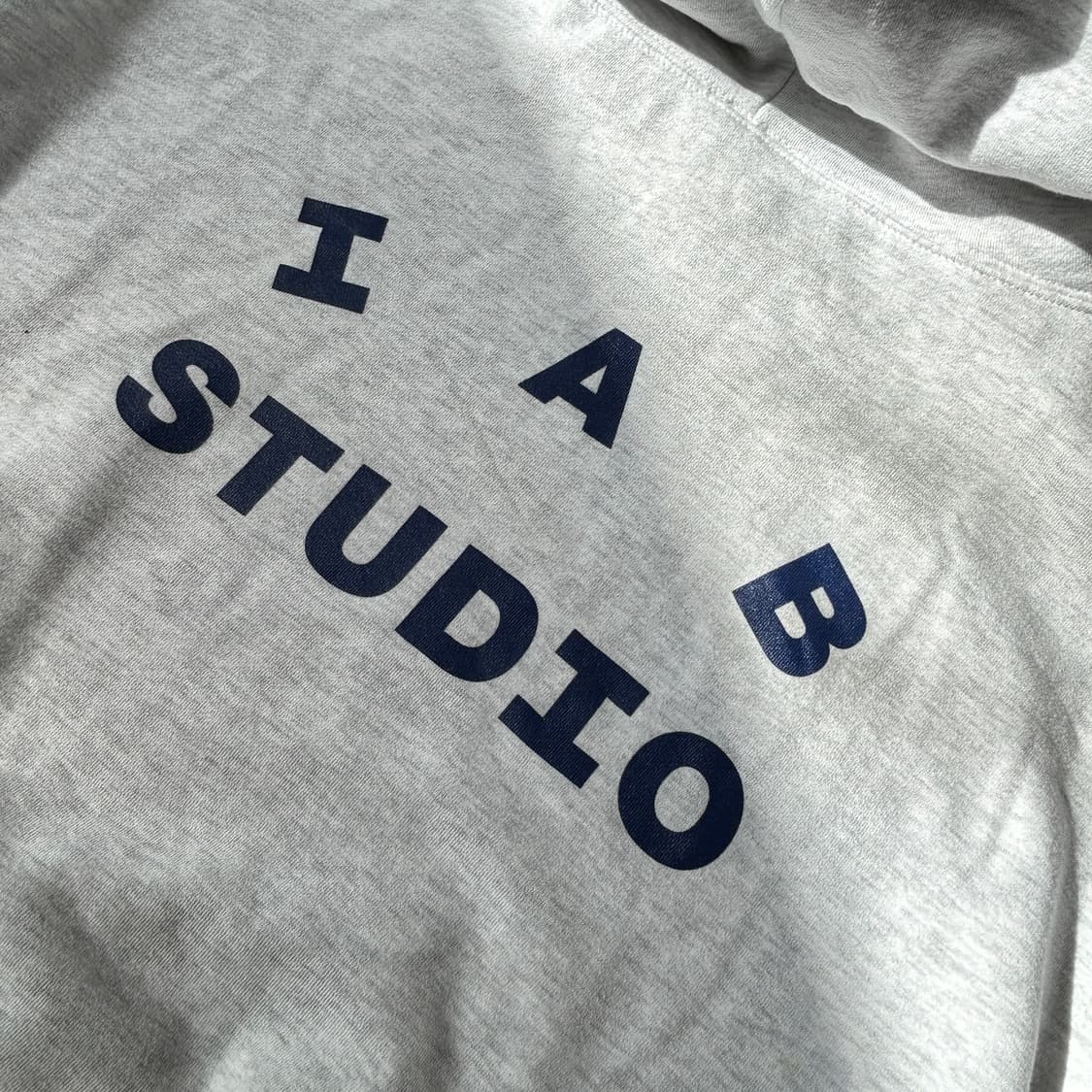 아이앱 스튜디오 멜란지 그레이 후드티  상품이미지4