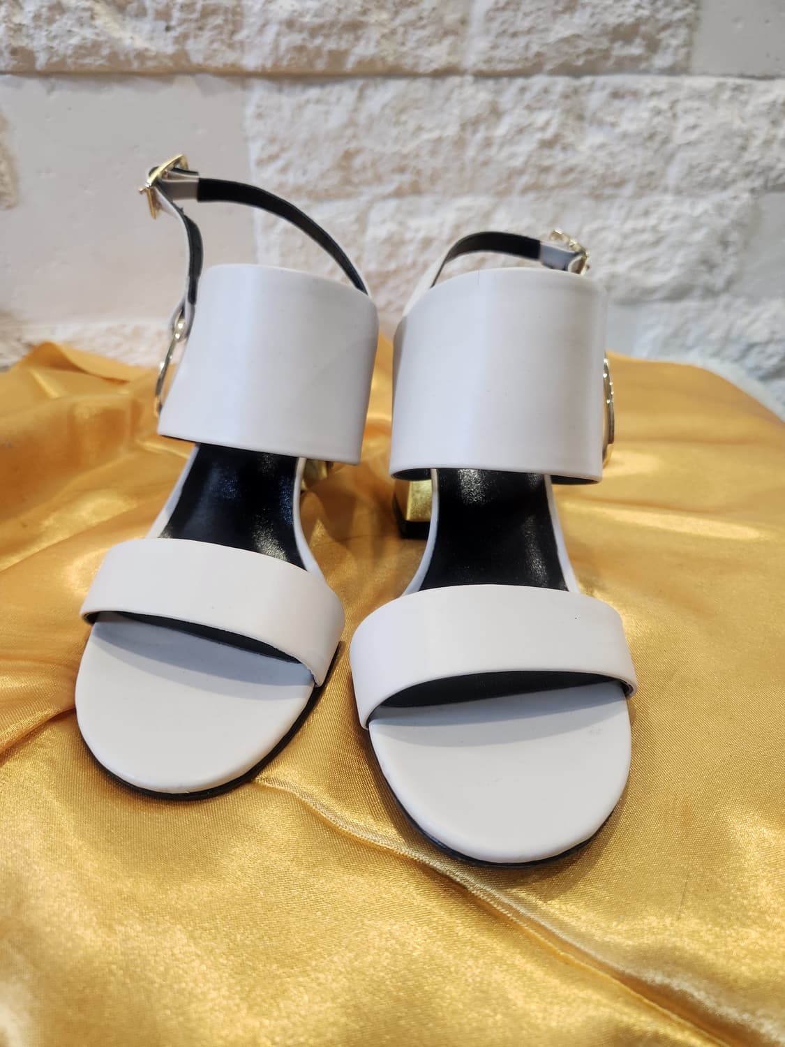 Made in Italy🔥 RV 화이트 스트랩 샌들 / 골드힐 / 여름 상품이미지9