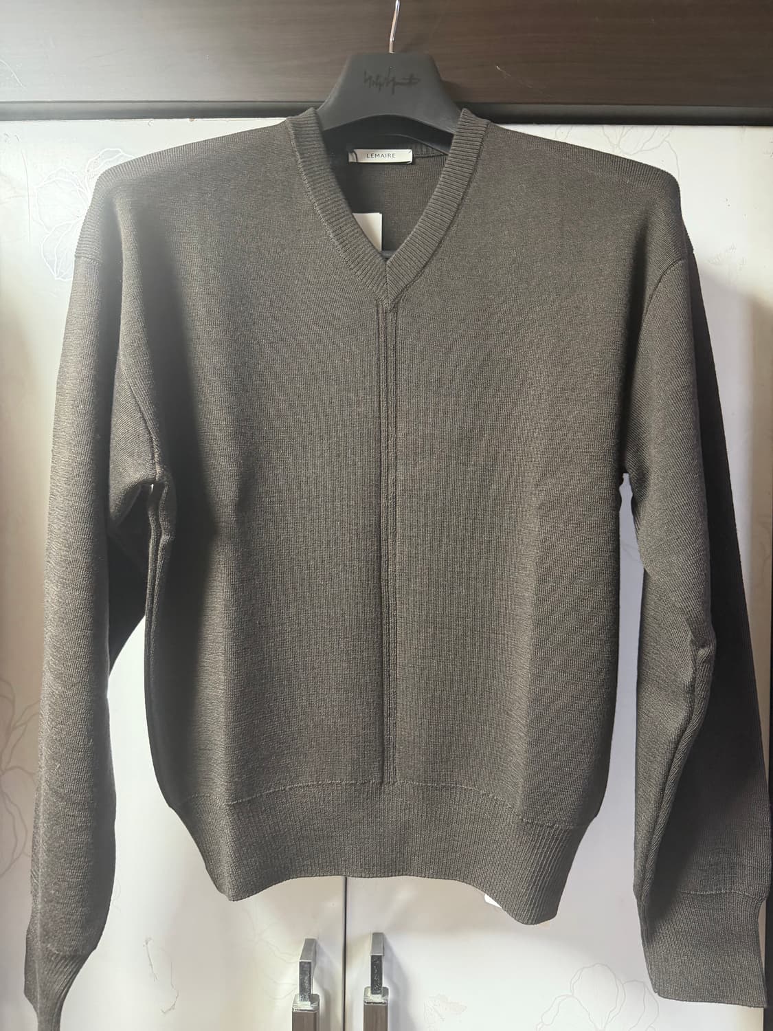 르메르 크롭 브이넥 니트 상품이미지6