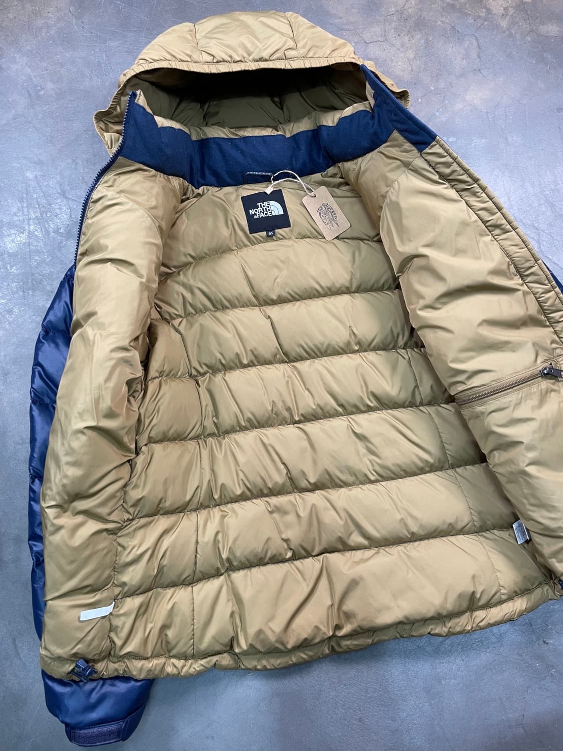 노스페이스 700필 눕시 후드패딩 상품이미지4