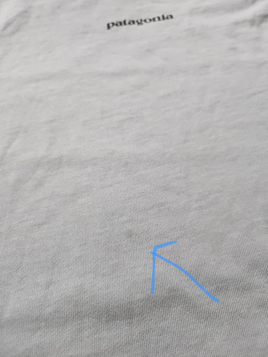 파타고니아 스모크블루 카키배색백프린팅 맨투맨 L 상품이미지2