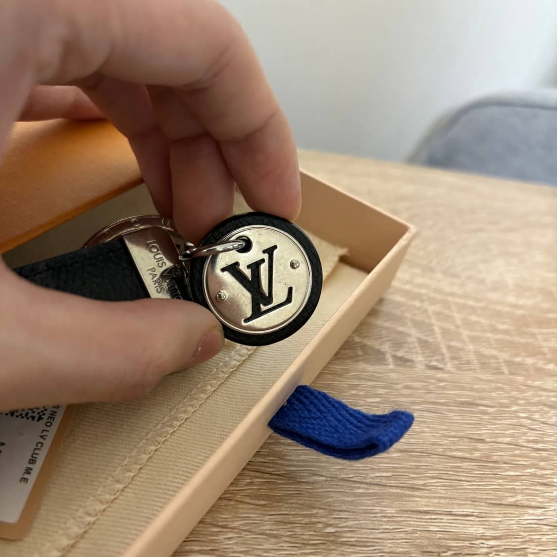 루이비통 LV 네오 이클립스 키링 상품이미지4