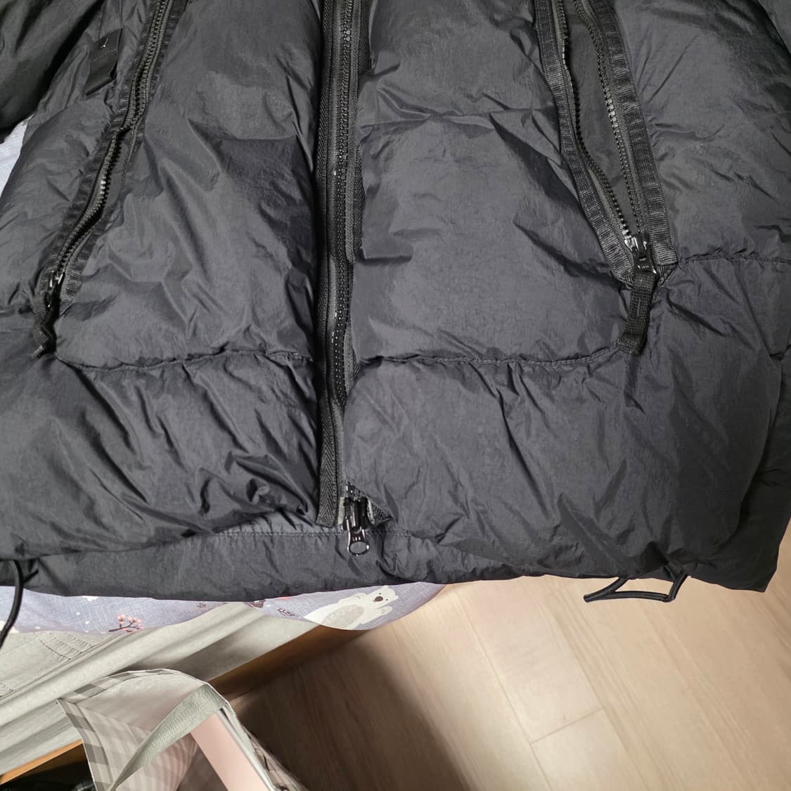 스톤아일랜드 크링클랩스 L 블랙 숏패딩 상품이미지2