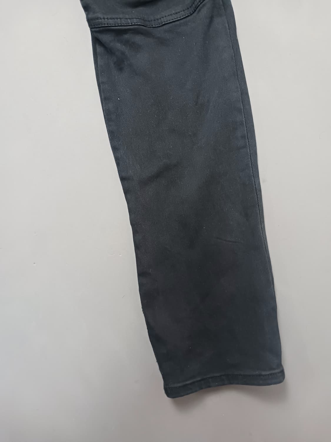 [32] 발망 블랙 데님 바이커 카고 팬츠 상품이미지5