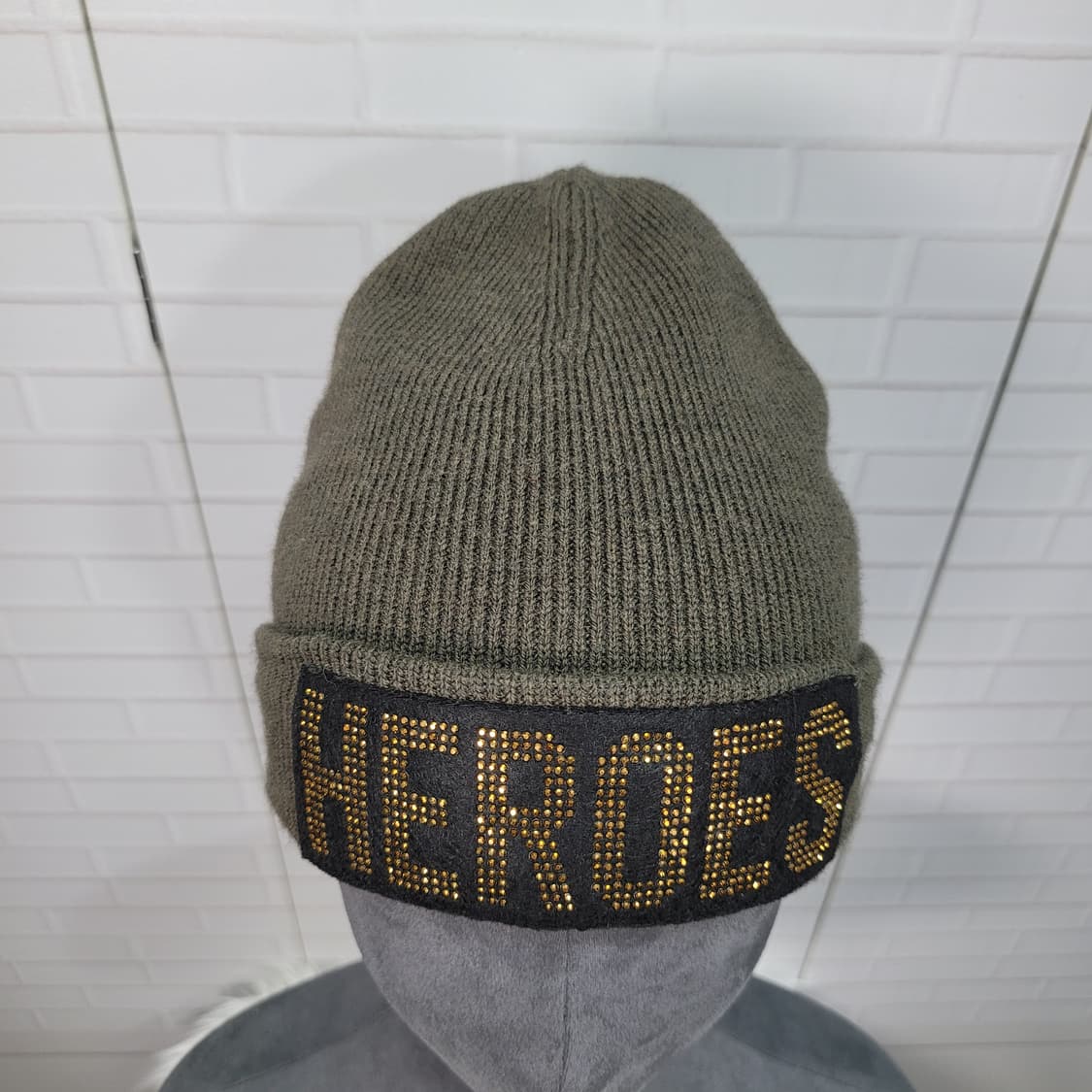 ZADIG & VOLTAIRE 쟈딕앤볼테르 울 비니 남여공용 새상품급 상품이미지2