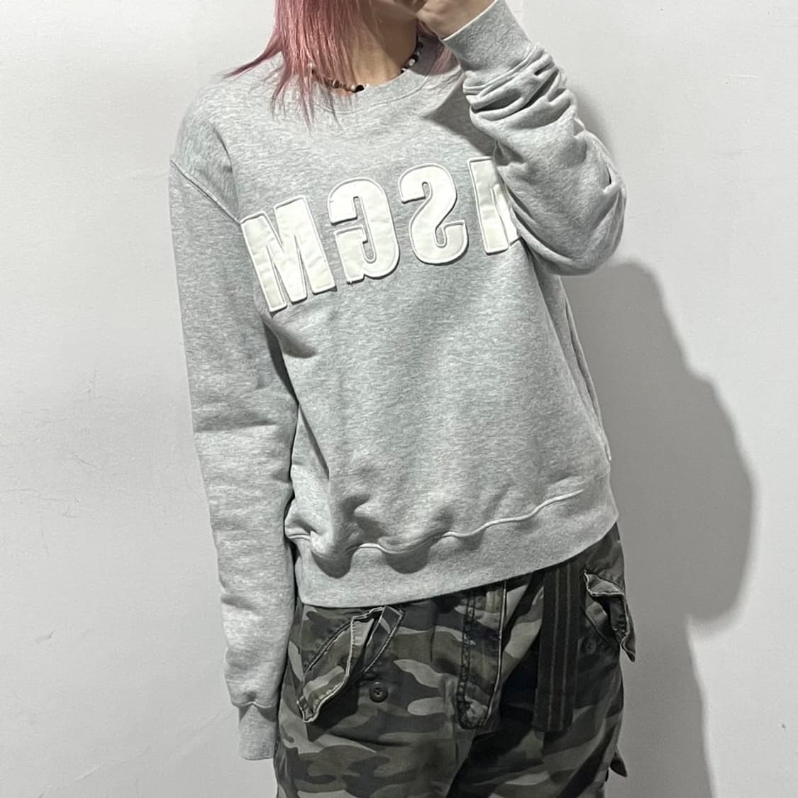 msgm 로고 맨투맨 상품이미지1