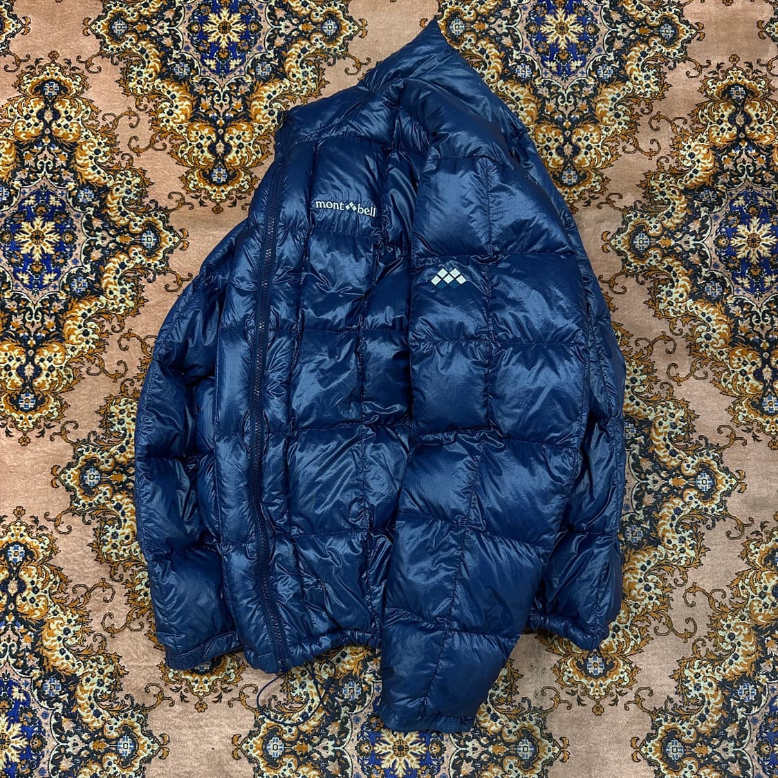몽벨 패커블 경량패딩 상품이미지3