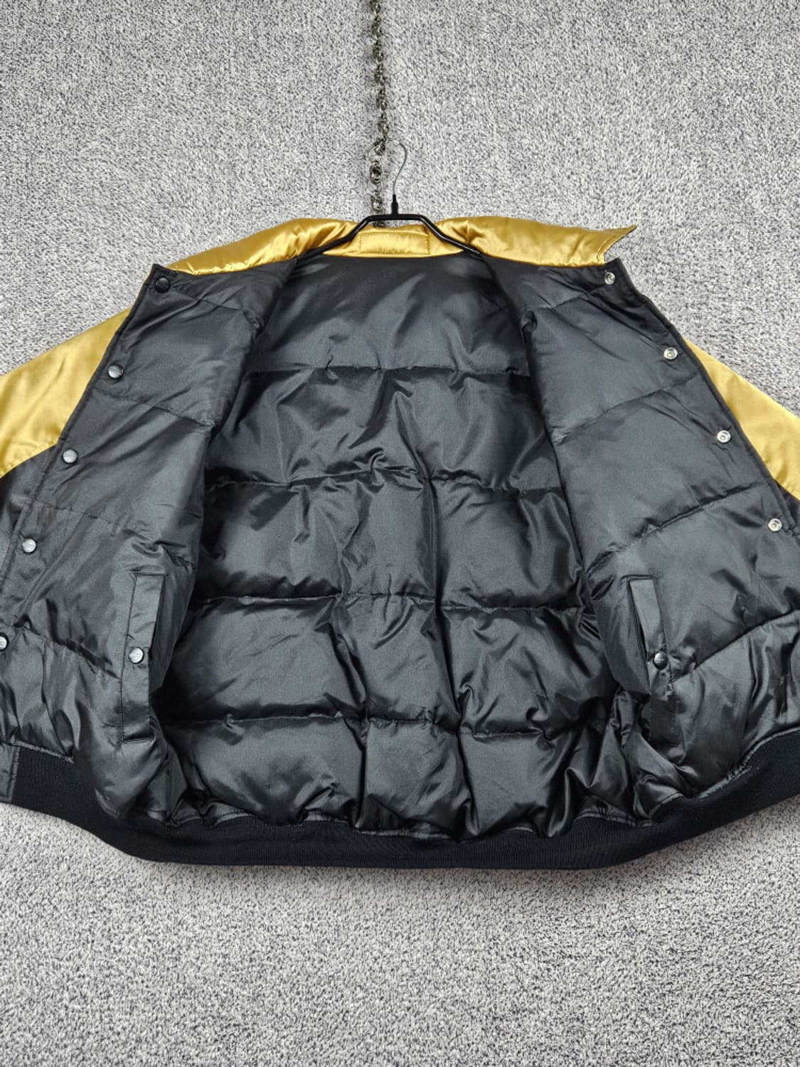 몰츠 배색 프린팅로고 리버시블 패딩 자켓 ( M ) / 10110 상품이미지9