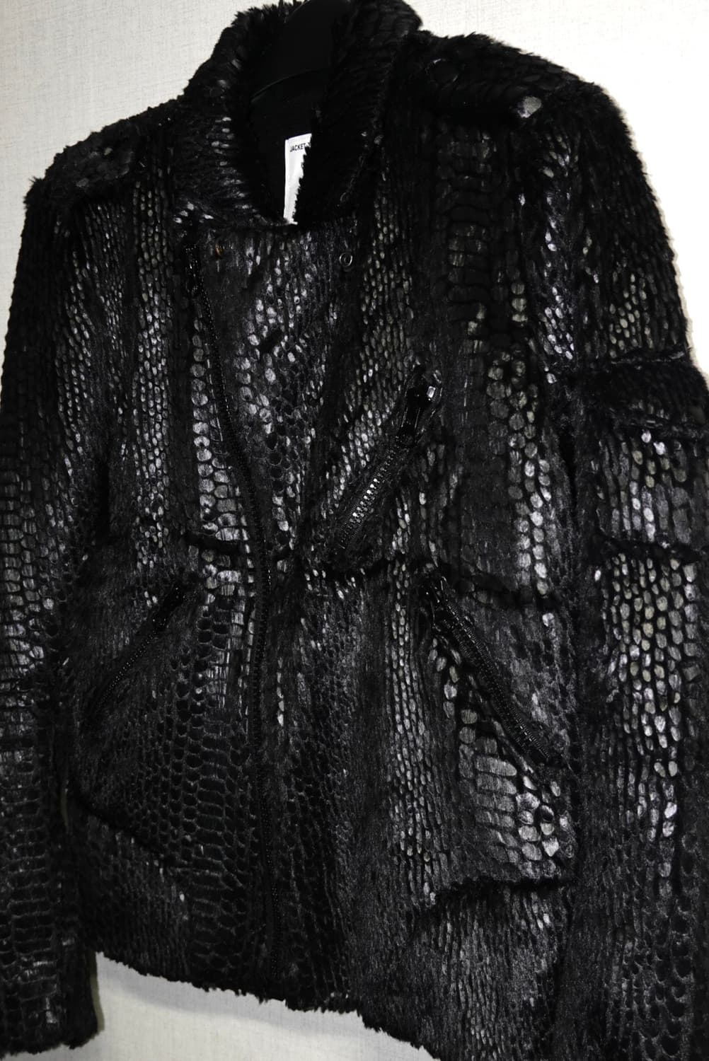 글램 펑크 블랙 스네이크 텍스처 자켓 상품이미지3