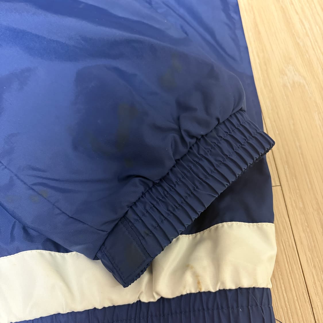 아디다스 X 울산현대 네이비 바람막이 자켓 상품이미지6