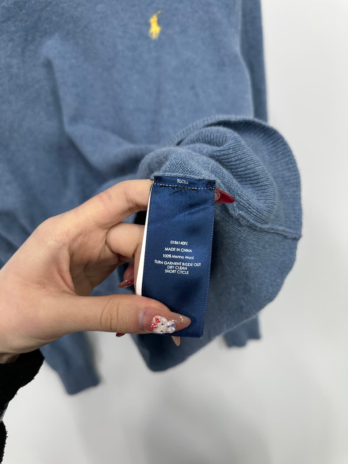 폴로 뮤트 블루 브이넥 니트 상품이미지4
