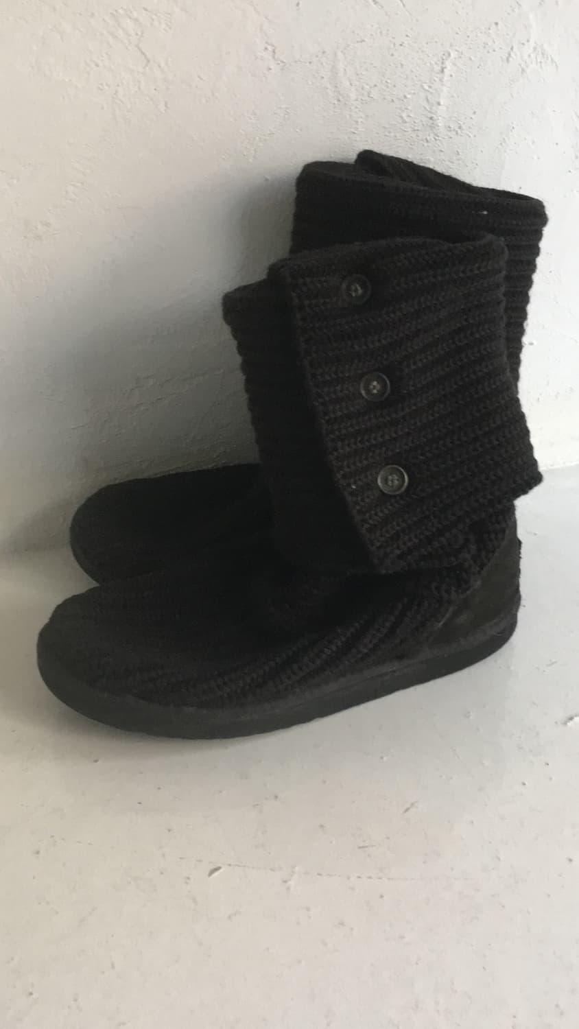 Ugg cardy boots black 상품이미지1