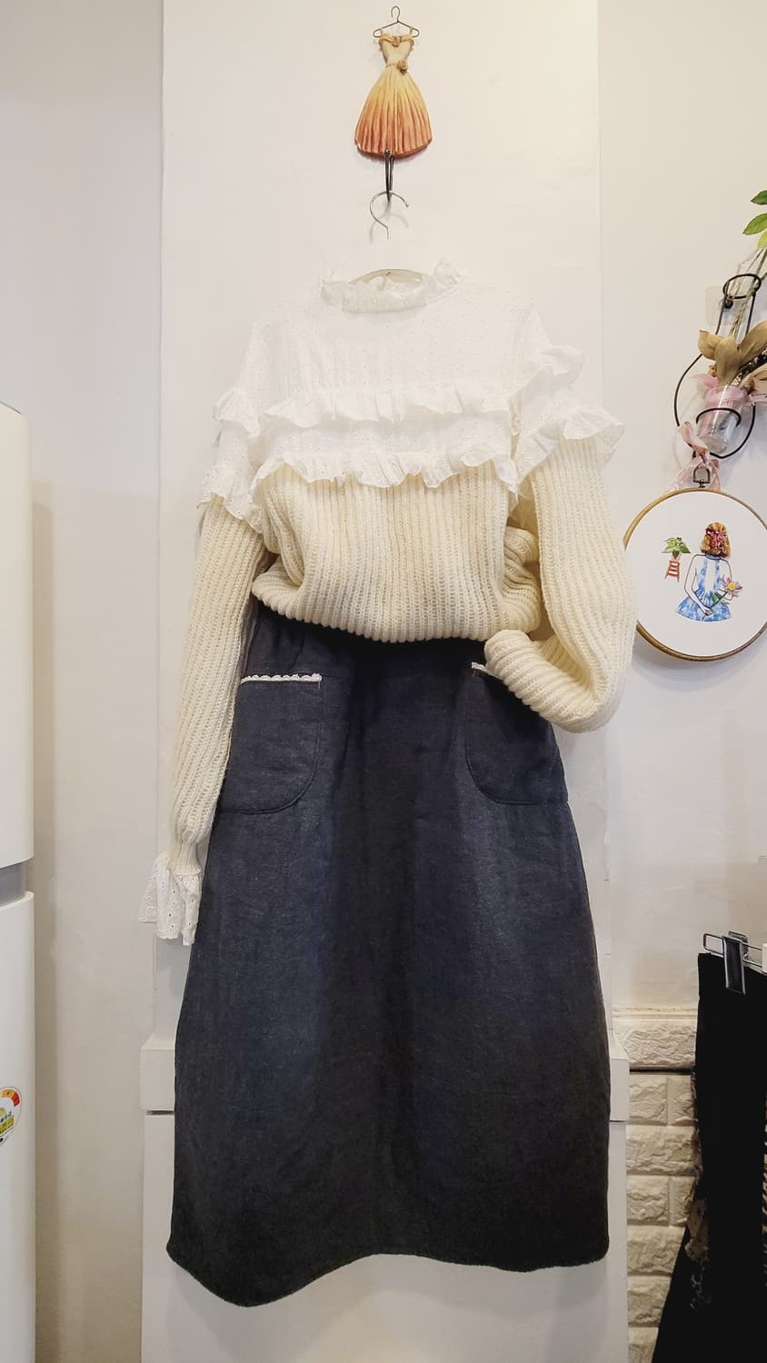 펀칭자수 레이스프릴 니트. 본딩 항아리 스커트 상품이미지7